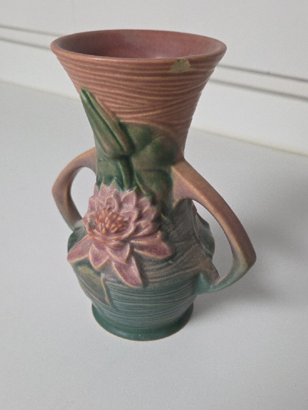 ROSEVILLE Artful Pink Lotus Ceramic Vase with Green Accents - Picture 4 of 6